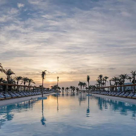Serry Beach Resort-3